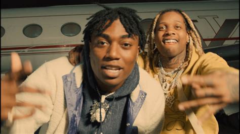 Fredo Bang & Lil Durk 'Top' Music Video Outfits 